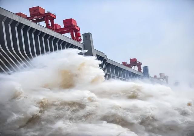 水车原理图解物理题视频（水车原理图解小学生）